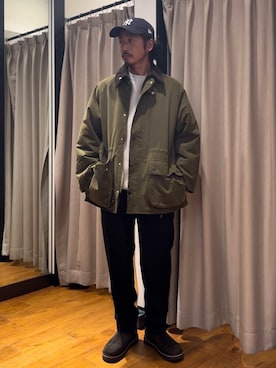 「アイテム（その他アウター、グリーン系）」を使った、たうけんさん（メンズ・177cm）の秋コーディネート