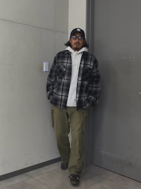 「アイテム（シャツ/ブラウス）」を使った、たうけんさん（メンズ・177cm・40代）の秋コーディネート