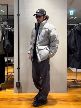 「ATON（エイトン）のアイテム（パンツ）」を使った、たうけんさん（メンズ・177cm）の秋コーディネート