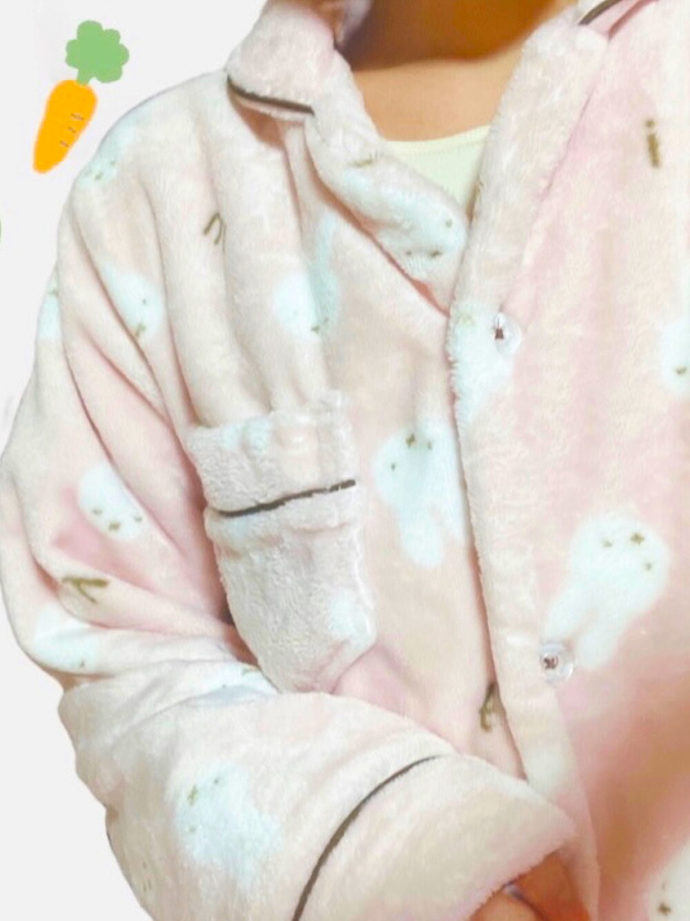 「Availのアイテム（ルームウェア/パジャマ、ピンク系）」を使った、momoeさん（レディース・152cm）の秋コーディネートの1枚目の写真