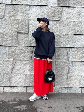 「アイテム（スニーカー、シルバー系）」を使った、renge_wearさん（レディース・163cm）の秋コーディネート