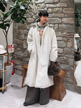 「アイテム（チノパンツ）」を使った、mimorin_bfさん（レディース・158cm・20代）の冬コーディネート