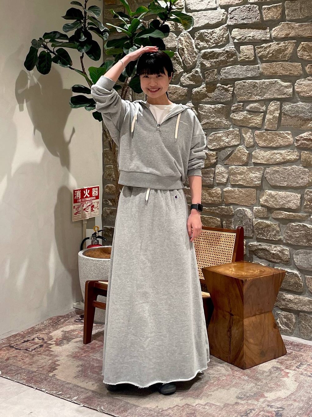 Championのスカートを使った「セットアップ」の人気ファッション