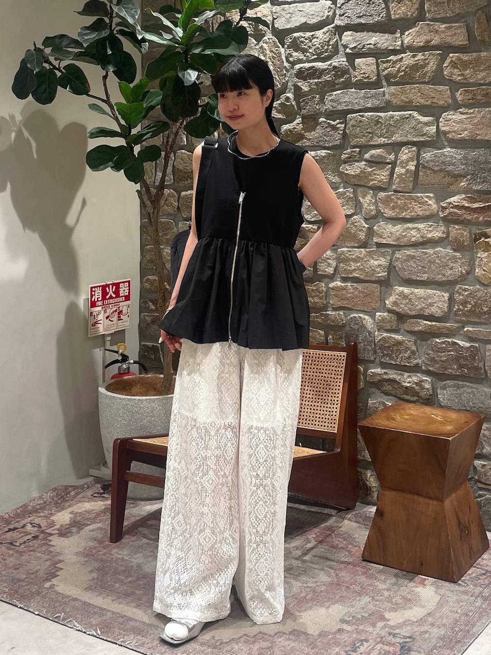 「HEREIAM、きれいめ、春コーデ、夏コーデ」｜「BAYFLOWのダブルリボンサンダル（サンダル、シルバー系）」を使った、mimorin_bfさん（レディース・158cm）の春コーディネートの1枚目の写真