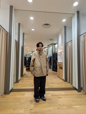 「FORK&SPOON（フォークアンドスプーン）のFORK&SPOON　フレンチドリルピグメントチノパンツ（その他パンツ）」を使った、おおしまさん（メンズ・166cm）の冬コーディネート