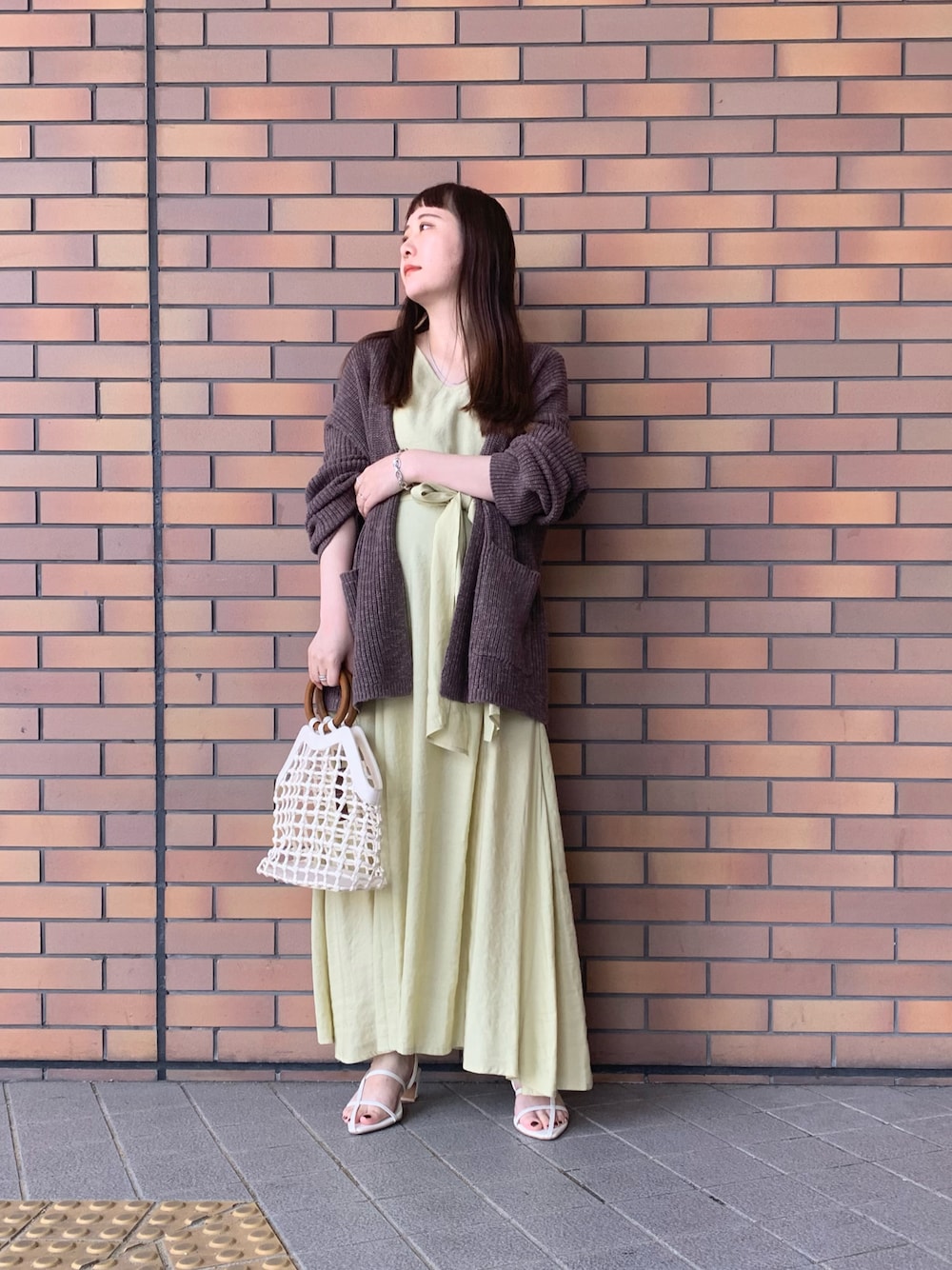 URBAN RESEARCH（アーバンリサーチ）の「スラブガウン