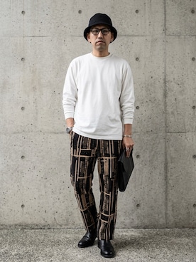 「GU（ジーユー）のアイテム（Tシャツ/カットソー、ホワイト系）」を使った、A1さん（メンズ・169cm）の春コーディネート