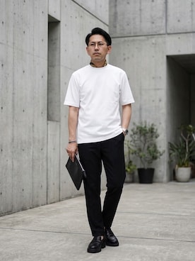 「GU（ジーユー）のアイテム（Tシャツ/カットソー、ホワイト系）」を使った、A1さん（メンズ・169cm）の春コーディネート