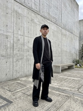 「GU（ジーユー）のアイテム（Tシャツ/カットソー、ブラック系）」を使った、A1さん（メンズ・169cm）の春コーディネート