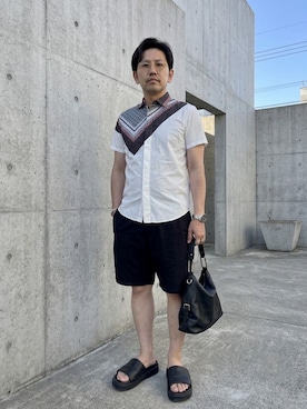 「UNIQLO（ユニクロ）のアイテム（メガネ、ゴールド系）」を使った、アカギアーキテクツ一級建築士事務所さん（メンズ・169cm）の春コーディネート