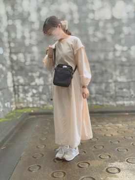 「NEW BALANCE（ニューバランス）のアイテム（スニーカー、ホワイト系）」を使った、ふーさん（レディース・159cm）の秋コーディネート