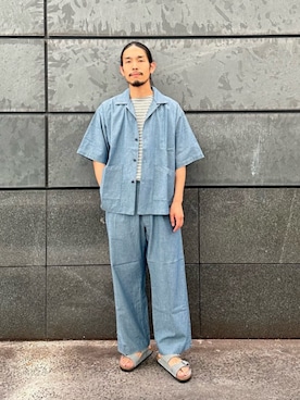 「FILL THE BILL（フィルザビル）の【別注】＜FILL THE BILL＞CHAMBRAY OPENCOLLAR SHIRT/オープンカラーシャツ（シャツ/ブラウス、ブルー系）」を使った、田中千加良さん（メンズ・173cm）の夏コーディネート