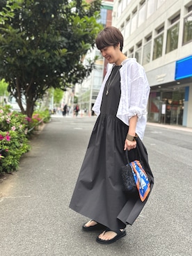 「リネンシャツ」｜「アイテム（財布/小物）」を使った、nol SUGAさん（レディース・158cm）の春コーディネート