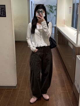 「アイテム（カーゴパンツ）」を使った、𝑀𝑜𝑚𝑜さん（レディース・162cm）の夏コーディネート
