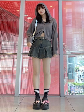 「3.3 Field Trip （3.3フィールドトリップ）の3.3 Field Trip／プリーツデニムスカート 2977561（デニムスカート）」を使った、𝑀𝑜𝑚𝑜さん（レディース・162cm）の秋コーディネート