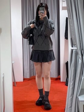 「3.3 Field Trip （3.3フィールドトリップ）の3.3 Field Trip／プリーツデニムスカート 2977561（デニムスカート）」を使った、𝑀𝑜𝑚𝑜さん（レディース・162cm）の秋コーディネート