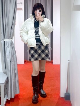 「アイテム（ダウンジャケット/コート）」を使った、𝑀𝑜𝑚𝑜さん（レディース・162cm・20代）の秋コーディネート