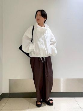 「BARNYARDSTORM（バンヤードストーム）のBARNYARDSTORM / タタックイージーパンツ＜セットアップ対応＞【WEB限定サイズL】（その他パンツ、ブラウン系）」を使った、Hiyoさん（レディース）の春コーディネート