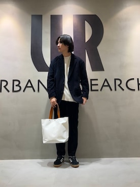 「アイテム（セットアップ）」を使った、八木さん（メンズ・178cm）の秋コーディネート