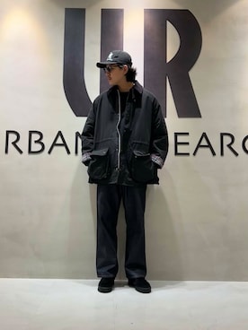 「アイテム（その他アウター、ブラック系）」を使った、八木さん（メンズ・178cm）の秋コーディネート