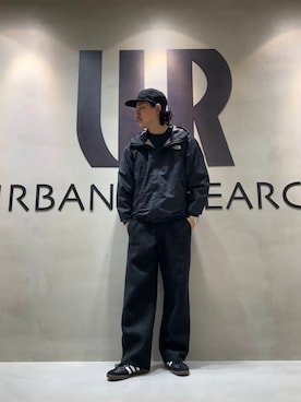 「アイテム（マウンテンパーカー）」を使った、八木さん（メンズ・178cm）の秋コーディネート