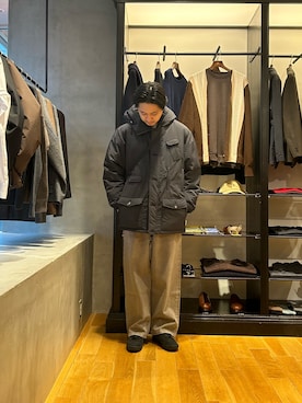 「GREGORY（グレゴリー）のアイテム」を使った、八木さん（メンズ・178cm）の冬コーディネート