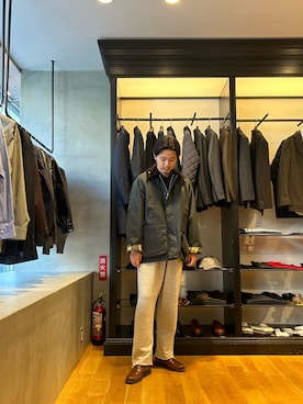 「Barbour（バブアー）のアイテム（その他アウター）」を使った、八木さん（メンズ・178cm）の秋コーディネート