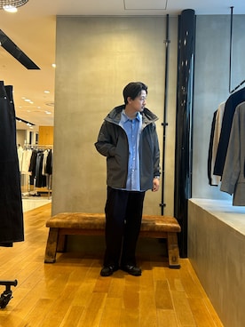 「THOMAS MASON（トーマス メイソン）のTHOMAS MASON OVER SHIRTS（シャツ/ブラウス、ブルー系）」を使った、八木さん（メンズ・178cm）の春コーディネート