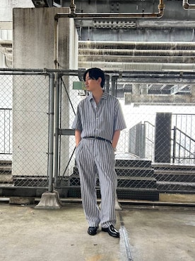 「JALAN SRIWIJAYA（ジャランスリウァヤ）のアイテム（ドレスシューズ）」を使った、八木さん（メンズ・178cm）の夏コーディネート