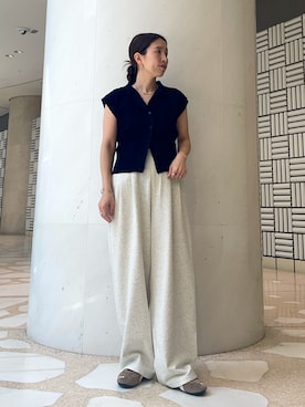 「KBF（ケイビーエフ）のスリーブレスニットシャツ（ニット/セーター、ブラック系）」を使った、サリーさん（レディース・151cm）の夏コーディネート