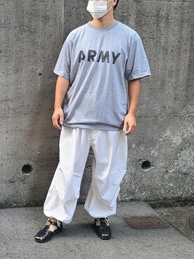 カーゴパンツを使った 90年代 のメンズ人気ファッションコーディネート Wear