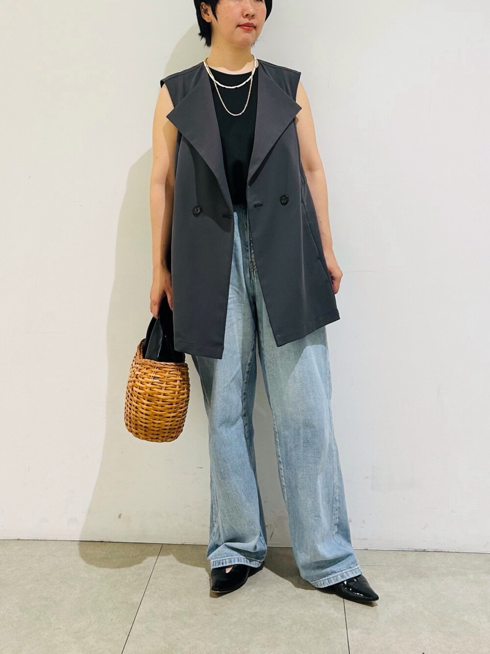 HENRI EN VARGO（ヘンリエンヴァーゴ）の「【HENRI EN VARGO】スリット