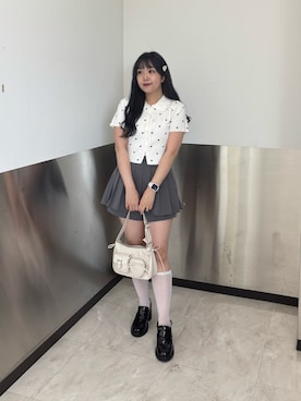 「one after another NICE CLAUP（ワンアフターアナザーナイスクラップ）のアイテム（ニット/セーター）」を使った、Emi【骨格ウェーブ/ブルベ冬】さん（レディース・153cm）の夏コーディネート
