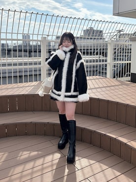 「アイテム（ムートンコート）」を使った、Emi【骨格ウェーブ/ブルベ冬】さん（レディース・153cm）の冬コーディネート