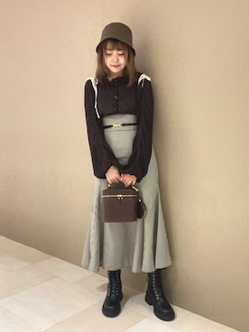 「nice claup」｜「アイテム（帽子）」を使った、Emi【骨格ウェーブ/ブルベ冬】さん（レディース・152cm）の秋コーディネート