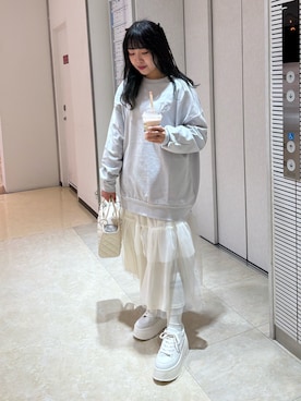 「春服デビュー宣言」｜「アイテム（ハンドバッグ）」を使った、Emi【骨格ウェーブ/ブルベ冬】さん（レディース・153cm）の冬コーディネート