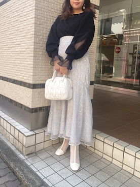 「nice claup」｜「アイテム（スウェット）」を使った、Emi【骨格ウェーブ/ブルベ冬】さん（レディース・152cm）の春コーディネート