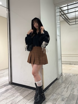 「韓国コーデ」｜「アイテム（パーカー）」を使った、Emi【骨格ウェーブ/ブルベ冬】さん（レディース・153cm）の秋コーディネート