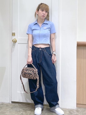 「ショート丈トップス」｜「アイテム（スニーカー）」を使った、北浦佳那美さん（レディース・157cm）の夏コーディネート