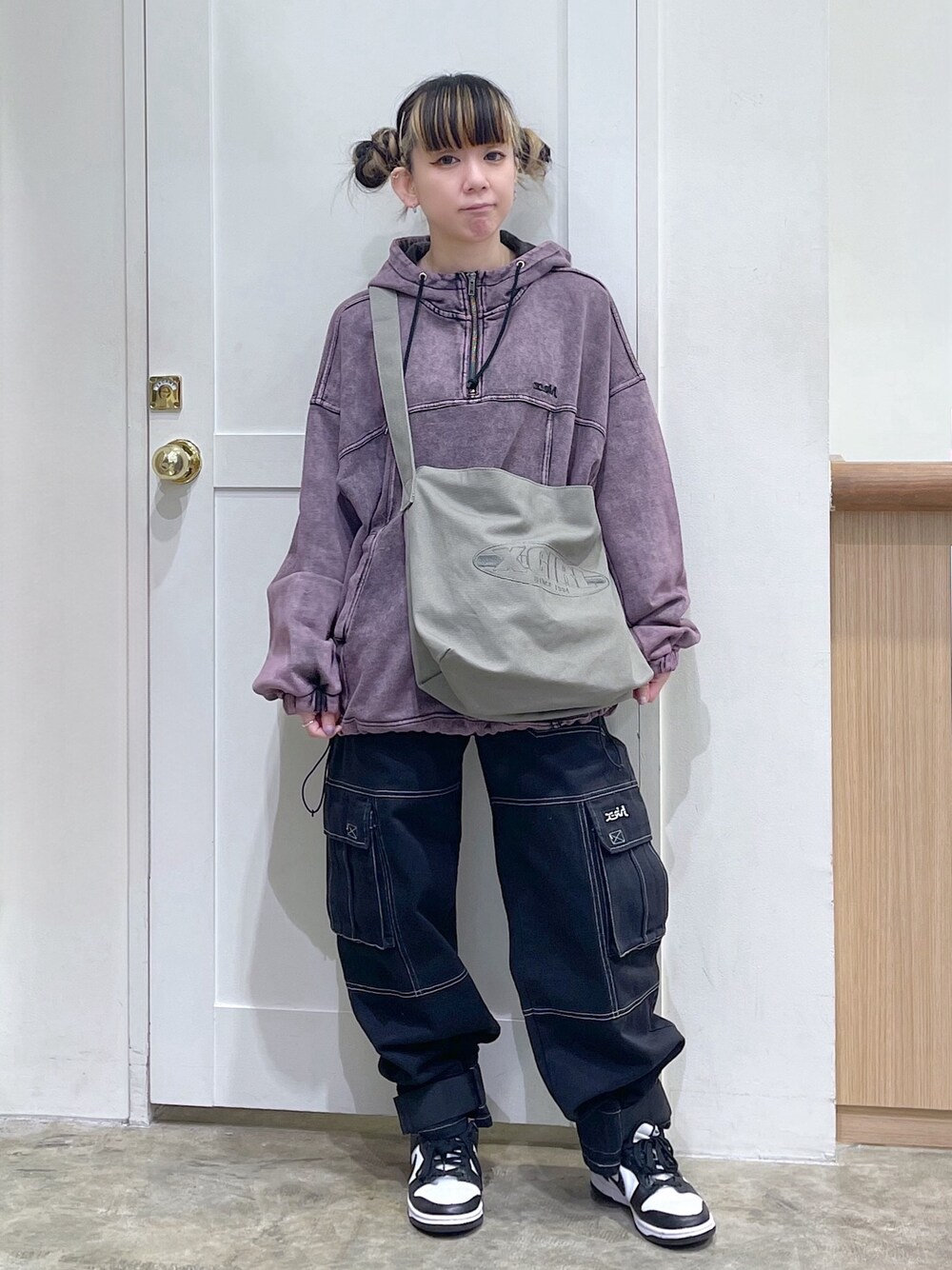 X-girl（エックスガール）の「CANVAS MESSENGER BAG（ショルダー
