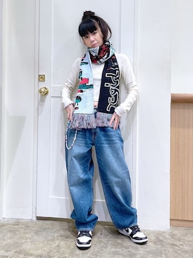 「コラボ」｜「アイテム（PC・スマホグッズ/家電）」を使った、北浦佳那美さん（レディース・157cm）の秋コーディネート