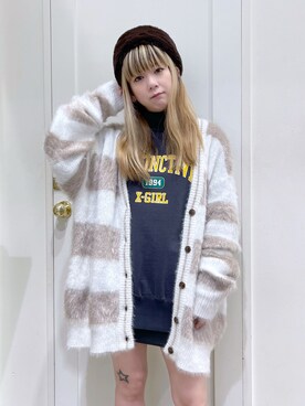 「レザースカート」｜「アイテム（ハンチング/ベレー帽）」を使った、北浦佳那美さん（レディース・157cm）の冬コーディネート