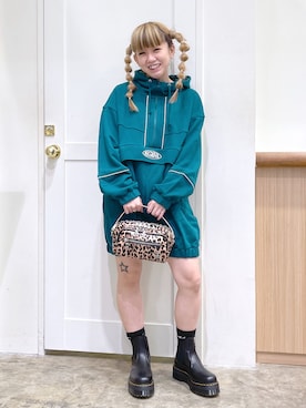 「Dr. Martens（ドクターマーチン）のDr.Martens ドクターマーチン クアッド レトロ 2976 クアッド / QUAD RETRO 2976 QUAD (BLACK POLISHED SMOOTH) 24687001（ブーツ）」を使った、北浦佳那美さん（レディース・157cm）の秋コーディネート
