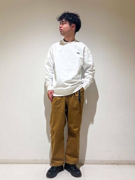 「THE NORTH FACE（ザノースフェイス）のアイテム（スウェット）」を使った、にのさんさん（メンズ・179cm）の秋コーディネート