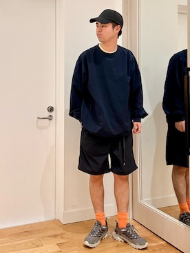 「EKAL（エカル）の『吸水速乾/通気性/軽量』DOT AIR LONG-SLEEVE PULLOVER（Tシャツ/カットソー、ブルー系）」を使った、にのさんさん（メンズ・178cm）の夏コーディネート