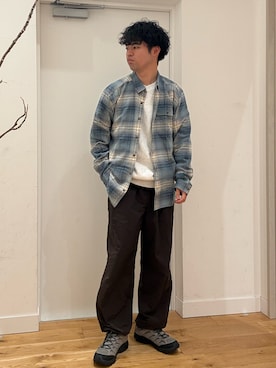 「URBAN RESEARCH DOORS（アーバンリサーチドアーズ）のアイテム（スウェット）」を使った、にのさんさん（メンズ・178cm）の秋コーディネート