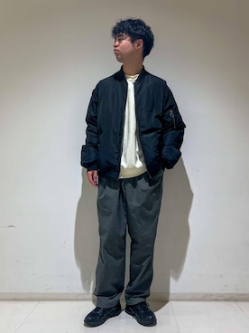 「アイテム（MA-1）」を使った、takahiroさん（メンズ・179cm）の秋コーディネート