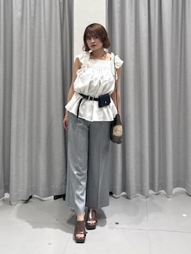 「FREE'S MART（フリーズマート）のラインミュール（サンダル、ブラウン系）」を使った、narunaさん（レディース・159cm）の春コーディネート