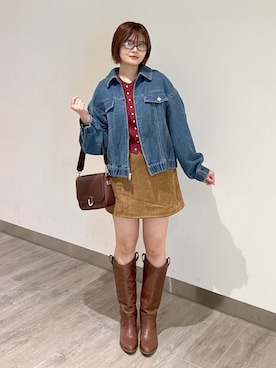 「アイテム（デニムジャケット）」を使った、narunaさん（レディース・159cm）の秋コーディネート