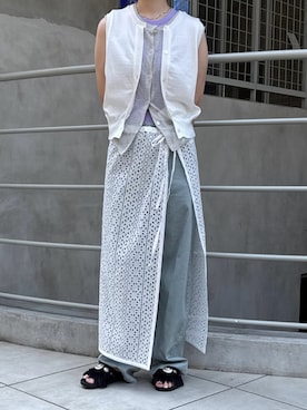 「アイテム（タンクトップ）」を使った、moniさん（レディース・155cm）の秋コーディネート